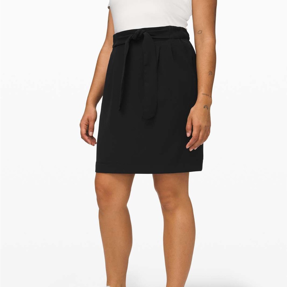 Lululemon Noir High Waist Skirt